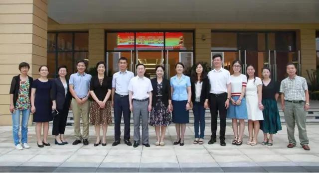 念師恩：杭州市委常委、宣傳部長(zhǎng)戚哮虎一行蒞臨北師大附中慰問參觀